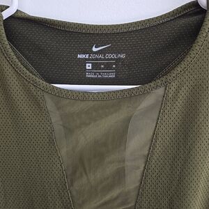 Nike Zonal Cooling Relay Tank Womens Size Medium Legion Green Running Workout